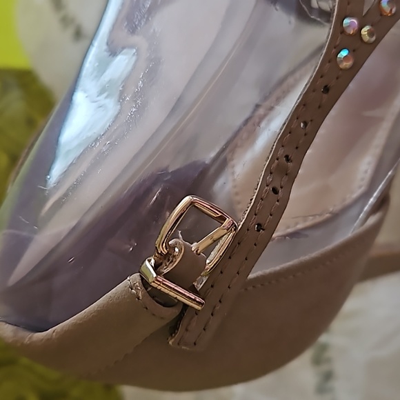 NWT Gianni Bini suede Janessa Sierra Taupe embellished stilettos 7 - Picture 8 of 9